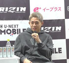 誕生日について語る秋元強真