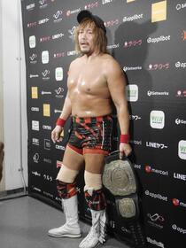 ＧＨＣヘビー級王座のベルトを手にした内藤哲也