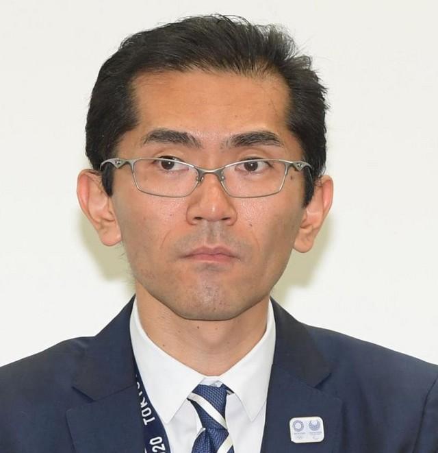 会見した高谷正哲氏