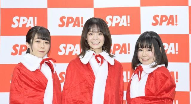 初代ミスＳＰＡ！に輝いた(左から)山田愛穂､山本栞､ツジ・ルイス