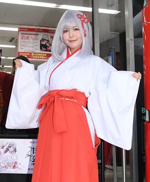 人気コスプレイヤー九条ねぎ ｢甘神さんちの縁結び」１５歳巫女ヒロイン姿で躍動/サブカル系/芸能/デイリースポーツ online