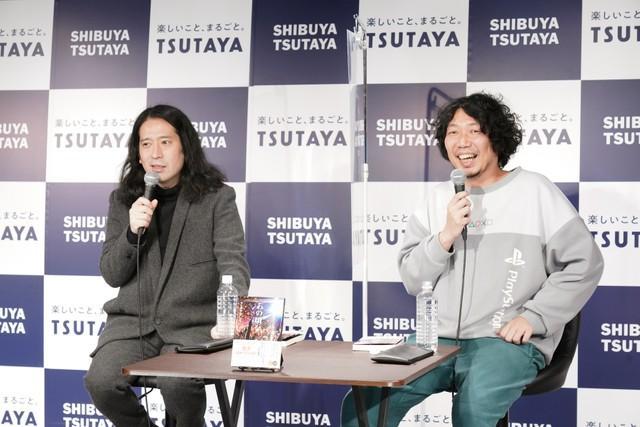 ピース・又吉直樹（左）とともに、初小説「あの頃な」の発売記念トークショーに臨んだマンボウやしろ氏