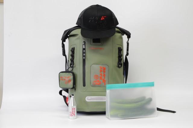 ６月に発売される「河童捕獲キット」。特注のターポリンでできた防水性の高いバッグはカッパが一匹すっぽり入るサイズだ