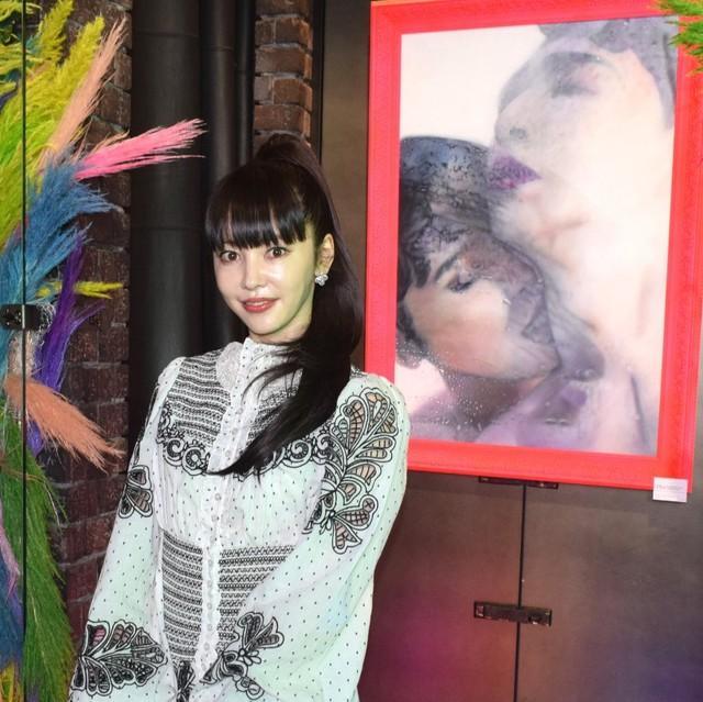 個展を開催した松下萌子