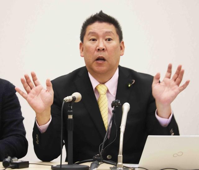 ＮＨＫ党の定例会見に出席した立花孝志党首