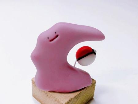 【写真】モンスターボールは針金で固定しています　ｏｋｌｈａ（＠ｏｋｉｈａｓＡ）さんツイッターより