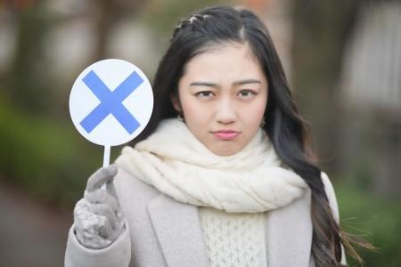 先生はマフラーしてるのに生徒はダメ？理不尽な校則のエピソードが話題に（イメージ画像）