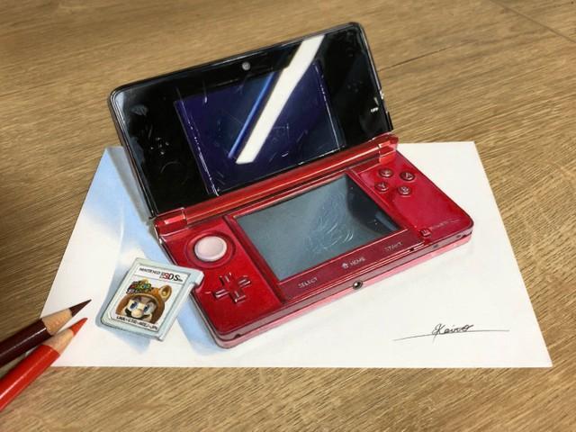 まるで本物　色鉛筆で描かれた３DS（慧人さんツイッターより）