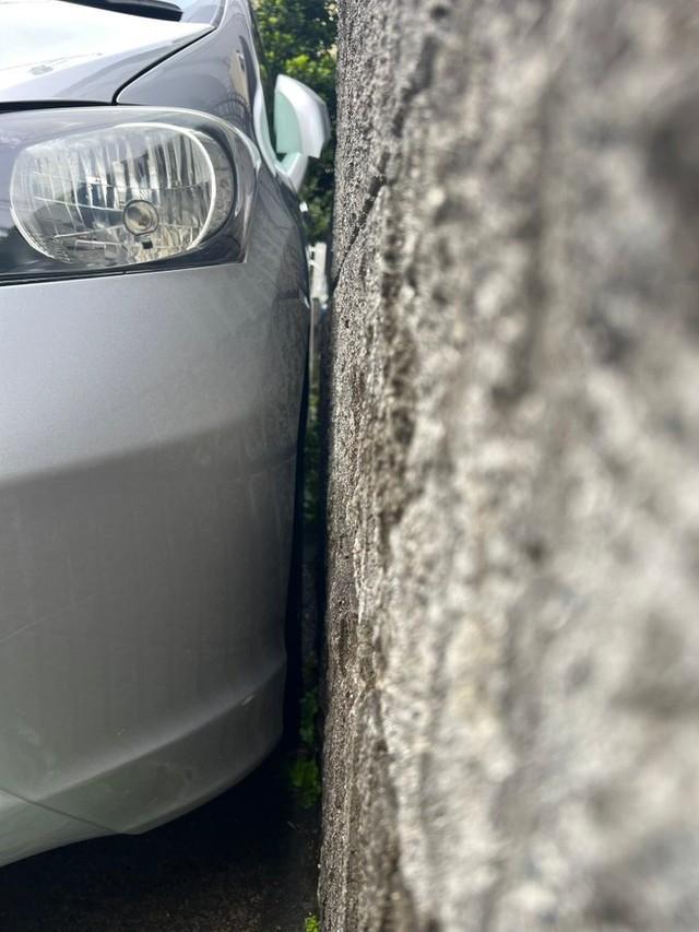 超絶技巧！ハイパー車庫入れ　うま助（@umasukekun）さんのツイッターより