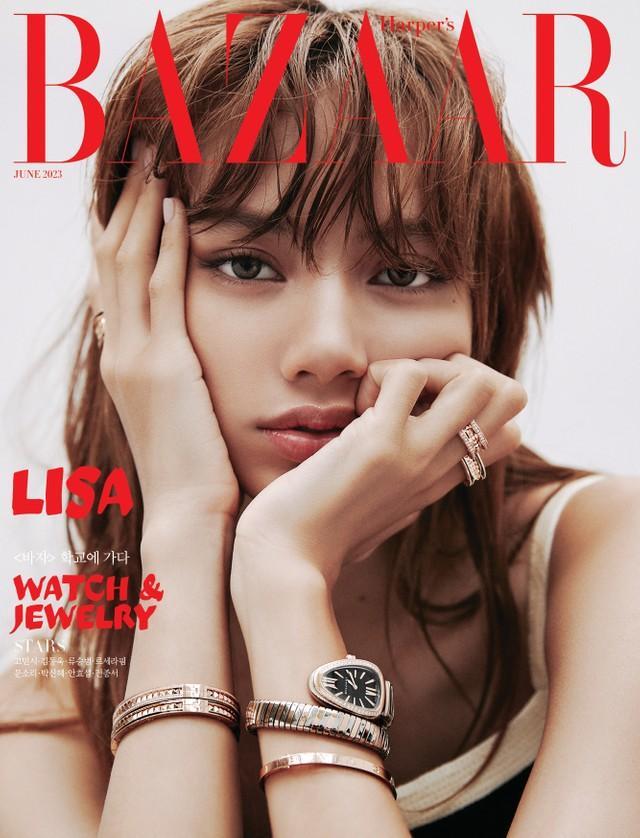 BLACKPINK LISA（リサ）が表紙の「BAZAAR」Ａパターン