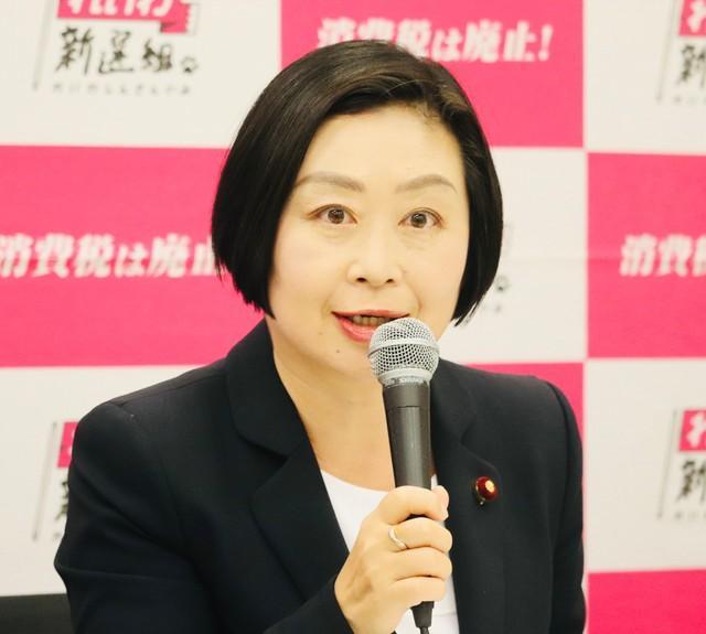 本会議後、国会内で会見したれいわ新選組共同代表の櫛渕万里衆院議員