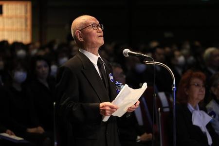 「お別れの言葉」を語りかけたちばてつや氏＝東京国際フォーラム　(C)松本零士／零時社