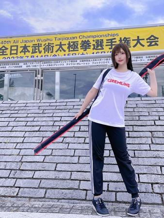 中国武術の全国大会に出場することが分かったコスプレイヤー・すみれおじさん