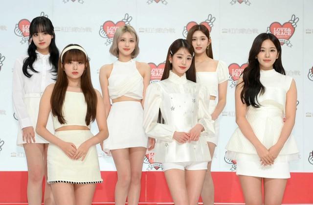 IVEは2022年のNHK「紅白歌合戦」に出場、日韓を通して人気のグループだ