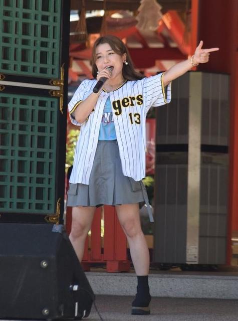 河野万里奈　直筆サイン入り 河野万里奈 直筆サイン入り ミュージシャン