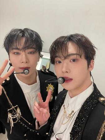 ASTRO内初のユニット「ムンビン＆ユンサナ」は2020年9月にデビュー（出典：ASTRO SNS）