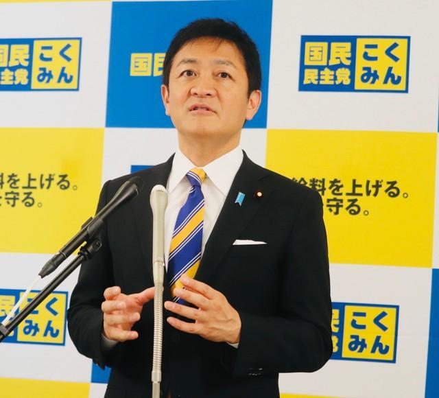 国会内で定例会見に臨んだ国民民主党の玉木雄一郎代表