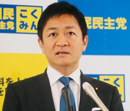 国会内で定例会見に臨んだ国民民主党の玉木雄一郎代表