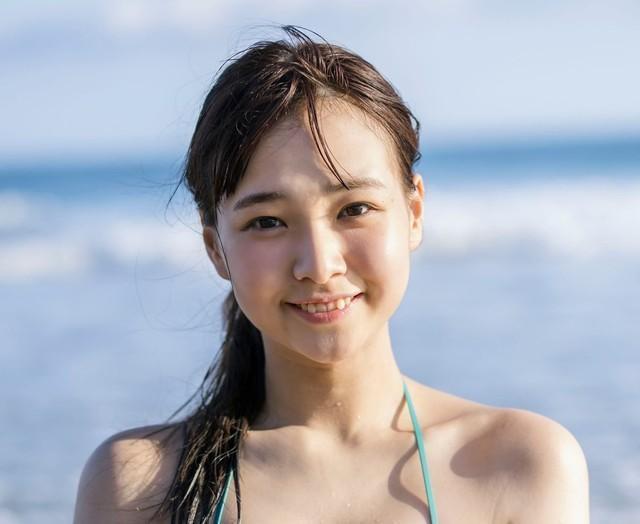 ミスマガ出身の天野きき、初写真集に感激「お待たせ！」18歳の魅力を