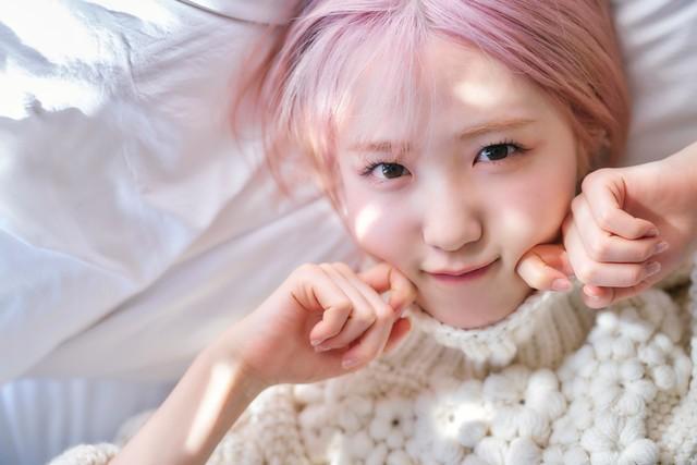 本田仁美ファーストフォトブック（宝島社）より
