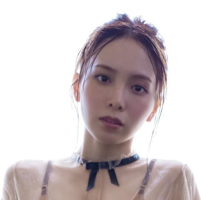 元ラストアイドル西村歩乃果 「誰も素性は知らない」彼女を大胆に体現、新作写真集「ゆらぎのなかで」/サブカル系/芸能/デイリースポーツ online