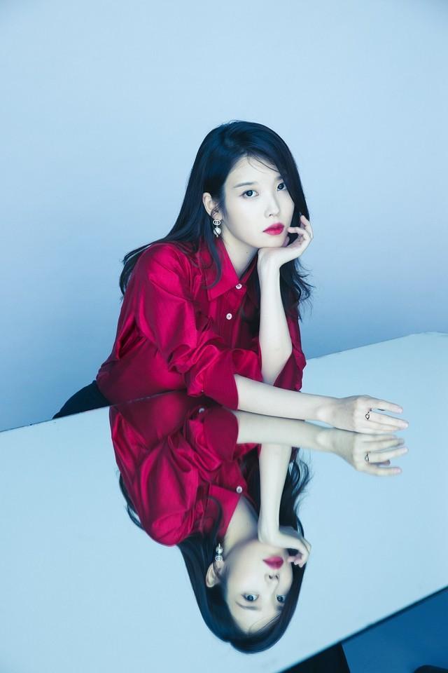 IU（出典：IU SNS）