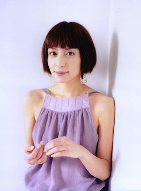奥菜恵15年ぶり写真集「ナチュラルな姿をカメラに収めていただき