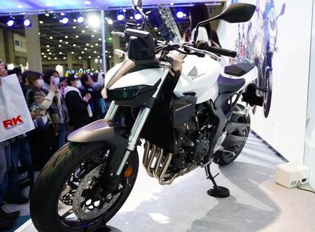 東京モーターサイクルショーで展示された「CB1000　ホーネット」