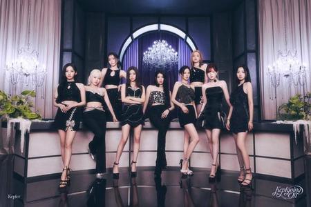 9人として最後の活動を行うKep1er（出典：Kep1er SNS）