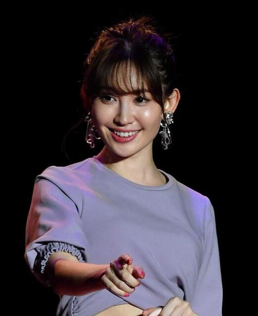 元AKB48 小嶋陽菜 プロデュースする下着ブランドの新作登場 自らモデル