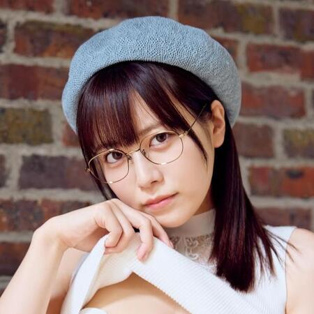 東雲うみ「お眼鏡に適いますか？」（ヤングアニマルWeb）より＝撮影・フジシロタカノリ