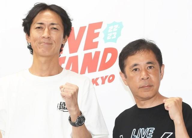 　ナインティナイン・矢部浩之（左）と岡村隆史