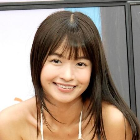 12歳でデビューのグラドル・百川晴香　15周年写真集に感慨「楽しい思い出に埋め尽くされています」