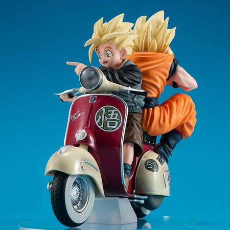 ドラゴンボール　悟空　バイク　21cm ドラゴンボール 悟空 バイク 21cm （孫悟空(界王拳)展示品