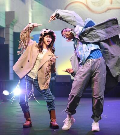 中町綾（左）と中町JP