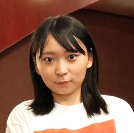 アンゴラ村長、大胆写真集の次は“大人”なウエディングドレス姿に！美ボディ健在「楽しい仕事」