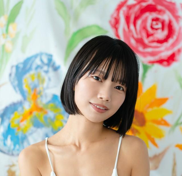 夏目綾デジタル写真集「my color」©HIROKAZU／集英社