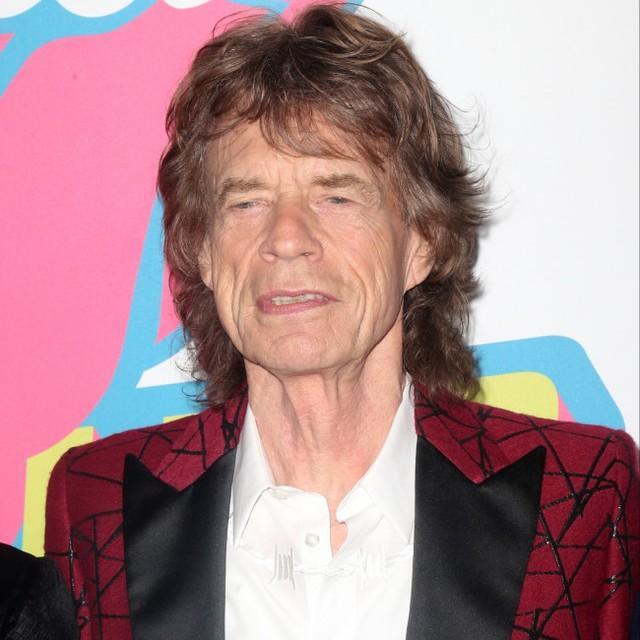 ミック・ジャガーがボブ・ディランを“年寄り”いじり！アカデミー