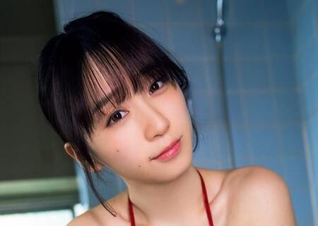 「FLASH」（2025年3月11日発売号）で表紙・巻頭を飾った伊織もえⓒ光文社／週刊FLASH（写真・桑島智輝）