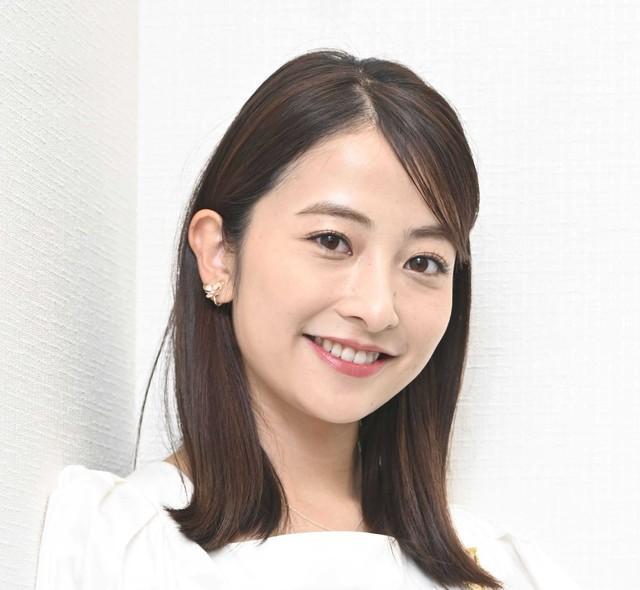 TBSアナウンサー 日比麻音子 直筆サイン入り色紙 TBS・日比麻音子アナ豪華ブルードレス姿に「綺麗です