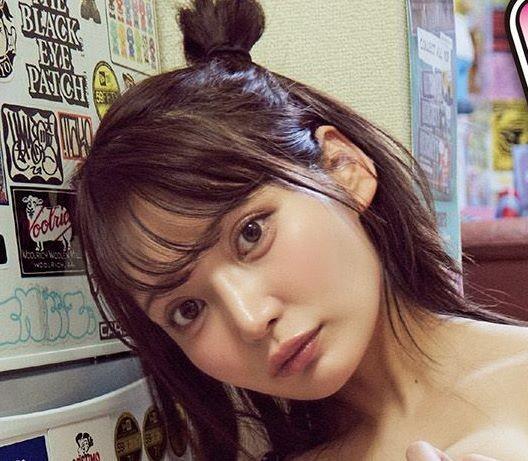 似鳥沙也加「週刊ＳＰＡ！」（扶桑社）５月６・13日合併号より＝撮影：彦坂栄治 ヘアメイク：エノモトマサノリ スタイリング：田中陽子