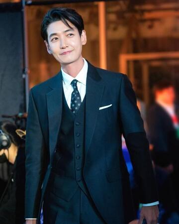 スヨンと交際中の俳優、チョン・ギョンホ（出典：Management Allum）