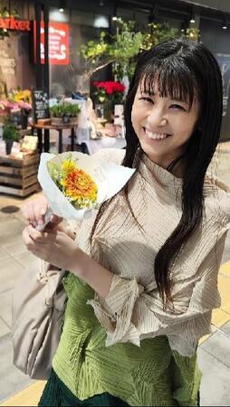 芸能事務所を経営する実業家の小阪由佳。４０歳を前にグラビア・アイドル復帰も決意した