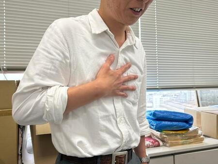 しゃっくりが止まらない会社員