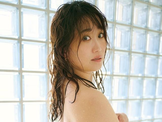 「FLASH」（25年5月27日発売号）に登場したキンタロー。ⓒ光文社／週刊FLASH럫・熊木 優（io）