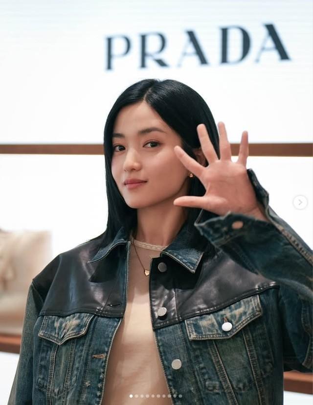 キム・テリ所属事務所・management mmmの公式Instagram（management_mmm）より