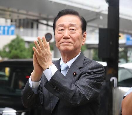 立憲民主党・小沢一郎衆院議員＝JR大阪駅前