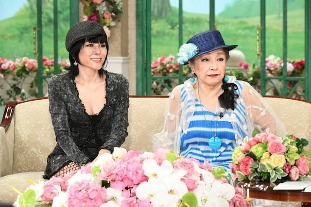 28日放送の「徹子の部屋」に出演する冨士眞奈美（右）と岩崎リズ＝テレビ朝日提供