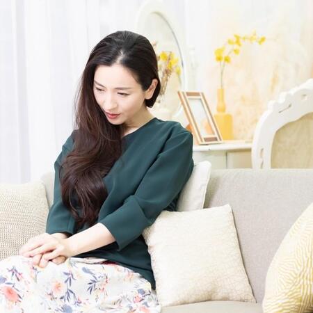 不倫した過去を打ち明けたいけど離婚は…　※画像はイメージです（TicTac/photoAC）