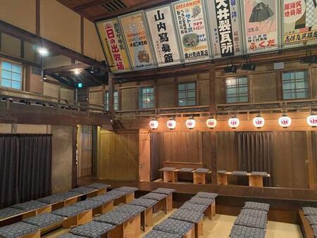 「国宝」の藤娘の場面で登場した永楽館の花道